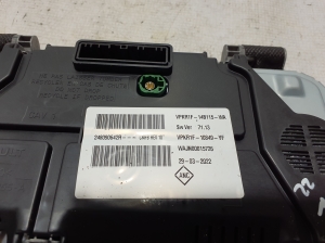 RENAULT Arkana (2019–2026) Instrument cluster 248090642R - 4