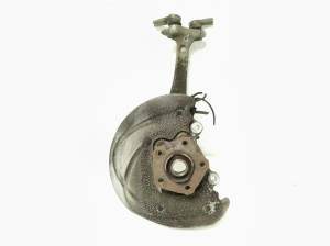 AUDI A4 B9 (2015–2026) Front wheel hub 8W0407241F - 3