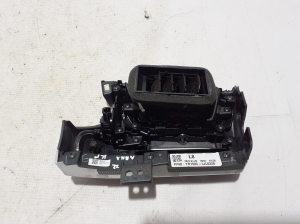 RENAULT Arkana (2019–2026) Dashboard trim 682110809R - 4
