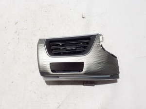   Dashboard trim  - 682110809R 