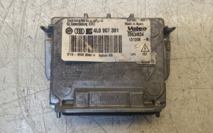 Xenon headlight control unit - 4L0907391