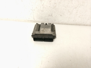   Calculateur moteur  - 04L906026FS 