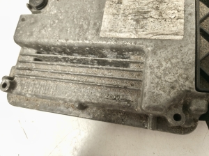 AUDI A4 B9 (2015–2026) Calculateur moteur 04L906026FS - 3