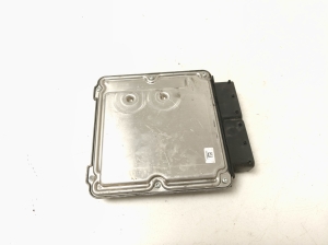 AUDI A4 B9 (2015–2026) Calculateur moteur 04L906026FS - 4