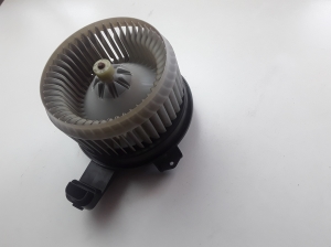 Infiniti M37 Y51 (2011–2026) Salongi puhuri mootor 272201MA0A - 4