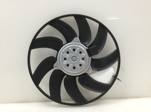 AUDI A4 B8 (2007–2016) Cooling fan and its parts M134986 - 2