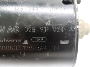 Volkswagen Transporter T5 (2003–2015) Starter 02E911024A - 4