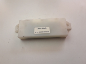 Front seat control unit - 285651MA0B