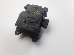 Infiniti M37 Y51 (2011–2026) Salongi soojenduse klapi mootor 0638001910 - 2