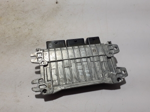 RENAULT Arkana (2019–2026) Engine control unit 237105990S - 3