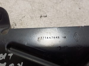 RENAULT Arkana (2019–2026) Engine control unit bracket 237146784R - 3
