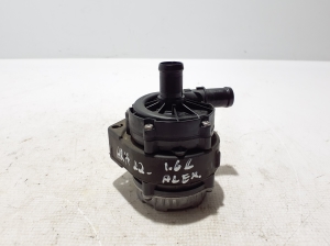 RENAULT Arkana (2019–2026) Auxiliary water pump 210102284R - 2