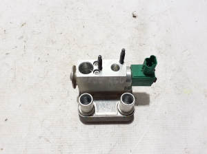   Air conditioner hose valve  - 295E35353R 