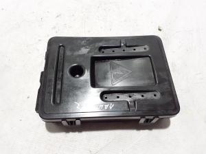  Fuse box housing under the hood  - 243806085R 