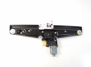 Mini Countryman F60 (2016–2026) Aizmugurējo durvju logu pacēlājs 7390082 - 4
