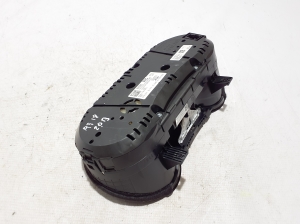 AUDI A3 8V (2012–2020) Näidikuplokk 8V0920961C - 4