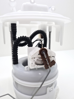 Opel Corsa F (2019–2026) Kütusepump paagis 100122813 - 5