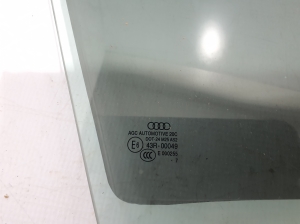 AUDI A3 8V (2012–2020) Esiukse klaas 8V5845202 - 2