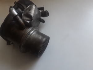 Volkswagen Golf VII (2012–2026) AGR-Ventilkühler 04L131512D - 4