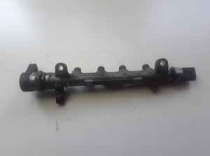 Volkswagen Golf VII (2012–2026) Common Rail Kraftstoffleitung 04L089B - 3