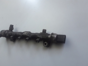 Volkswagen Golf VII (2012–2026) Common Rail Kraftstoffleitung 04L089B - 5
