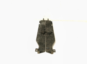 Land Rover Sport L320 (2005–2013) Radiator bracket AH328B589AA - 2