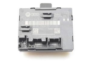 Rear side door control unit - 4F0959795P