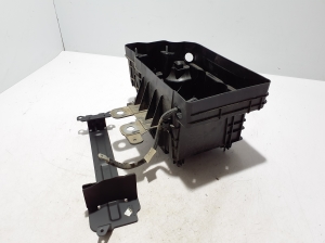 RENAULT Arkana (2019–2026) Batteriehalter 648945022R - 2