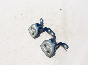   Front door top hinge  - 804003710R 