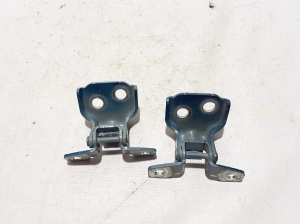 RENAULT Arkana (2019–2026) Front door top hinge 804003710R - 2