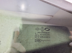 RENAULT Arkana (2019–2026) Tagumine küljeklaas (kere) 833073837R - 2
