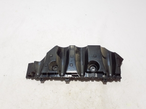   Rear bumper bracket  - 850424503R 