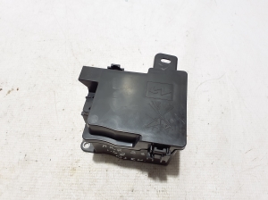   Fuse box bracket under the hood  - 252360794R 