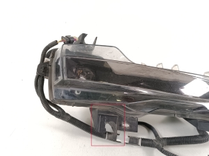 Tesla Model 3 3 (2016–2024) Front-Nebelscheinwerfer 107739600C - 5