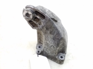 Mercedes Benz E-Class W212 (2009–2015) Engine bracket A6422233404 - 2