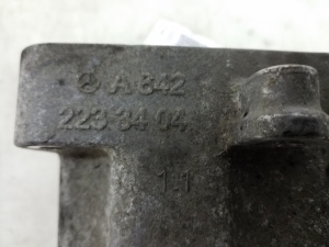 Mercedes Benz E-Class W212 (2009–2015) Engine bracket A6422233404 - 3