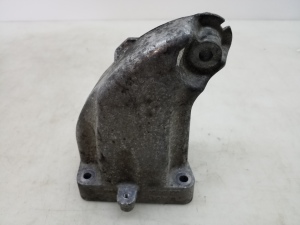 Motorhalter - A6422233404