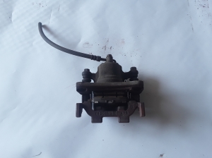 Infiniti M37 Y51 (2011–2026) Bremssattel hinten 440111AA0A - 5