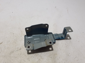 RENAULT Arkana (2019–2026) Front fender bracket 663508114R - 2