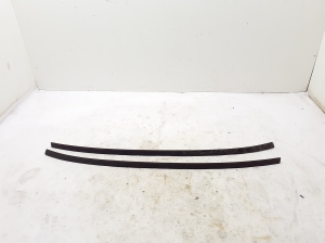  Roof molding  -  