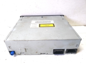 Mercedes Benz E-Class W211 (2002–2009) Audio, Video, Navigation A2118705226001 - 4