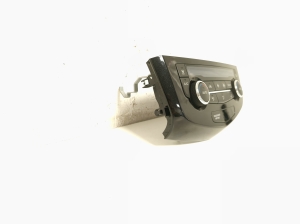 NISSAN X-Trail T32 (2013–2021) Heater control panel 275004EA0A - 4