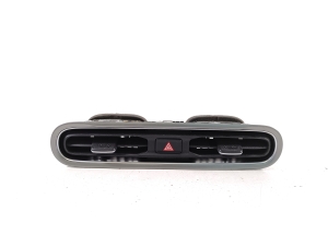 Dashboard air vent grilles - 97410J9AB0