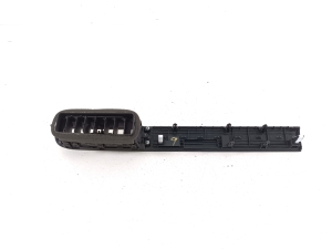 Hyundai IONIQ 5 I (2021–2026) Dashboard air vent grilles 97490G1000 - 3
