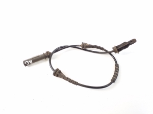   Rear ABS sensor  - 6880757 