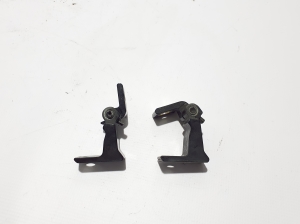   Tagumise küljeukse ülemine hing  - 8X0831404B 