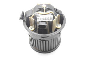 Peugeot 308 (2007–2015) Heater blower motor T1000588K - 4