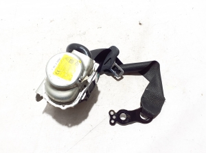 Mercedes Benz C-Class 206 (2021–2026) Tagumine turvavöö A2068604800 - 2