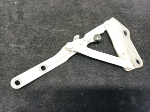   Kapoti hing  - 7H0823302D 