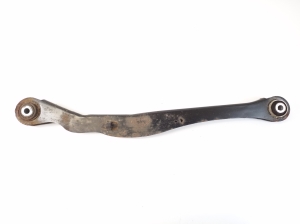   Rear control arm  - 6851563 